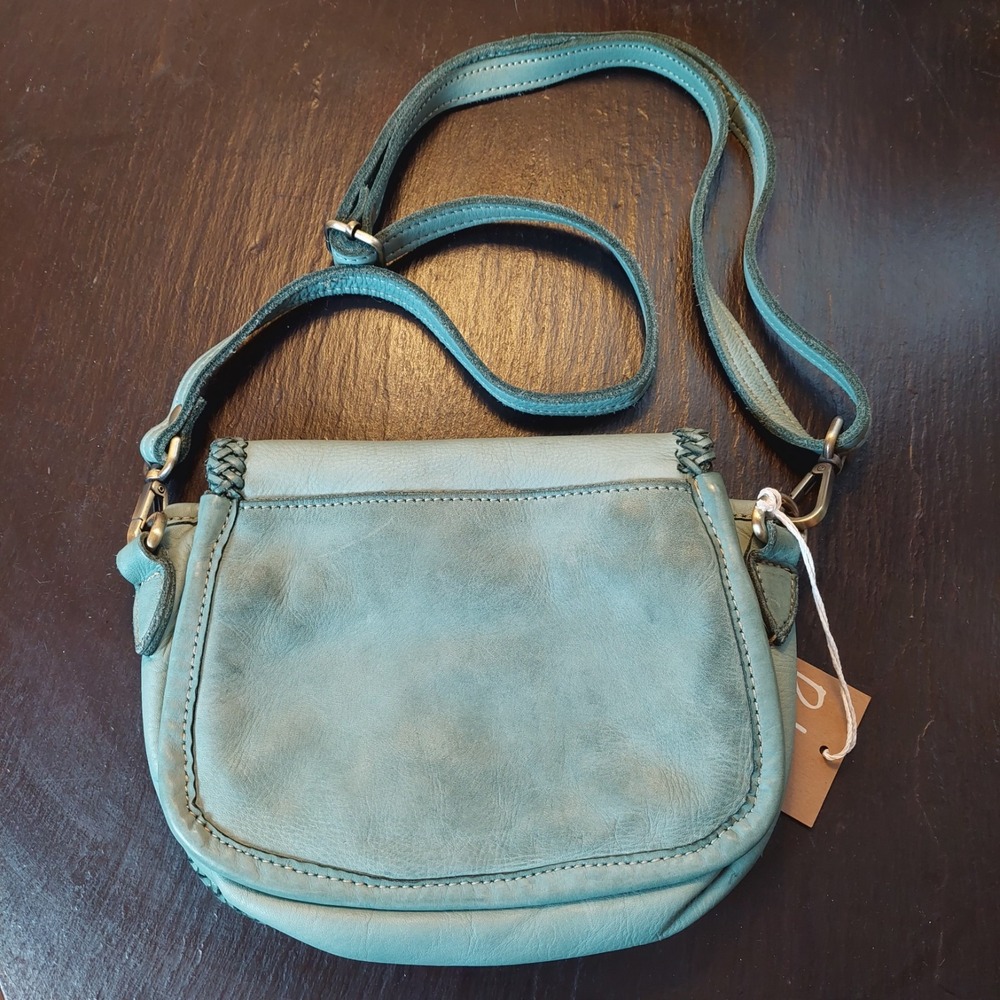 Bolsa Nova Womens Naples Italian Leather Crossbody Saddlebag Pistachio $240 NEW! - Picture 8 of 10